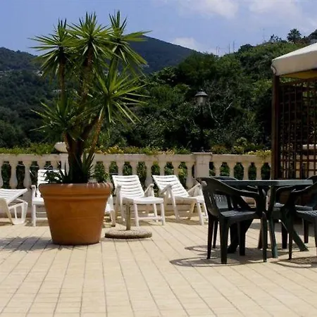 Hotel Il Nespolo