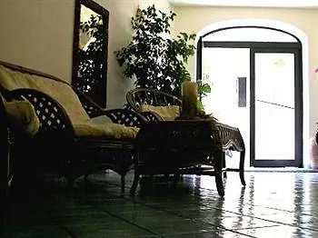 ホテル Il Nespolo 3*